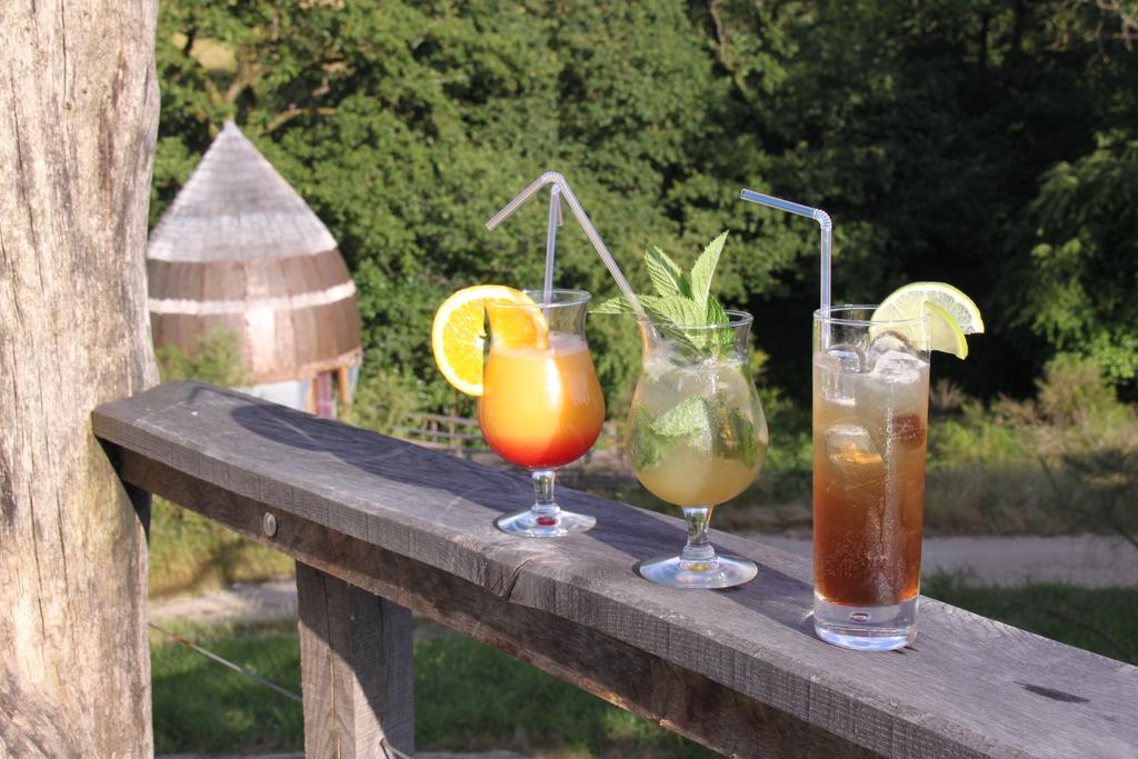 Terragora Lodges - Hebergement Atypique Les Epesses Bagian luar foto